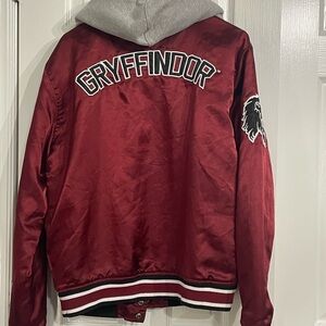 Warner Bros. Harry Potter Quilted Jacket in Burgundy